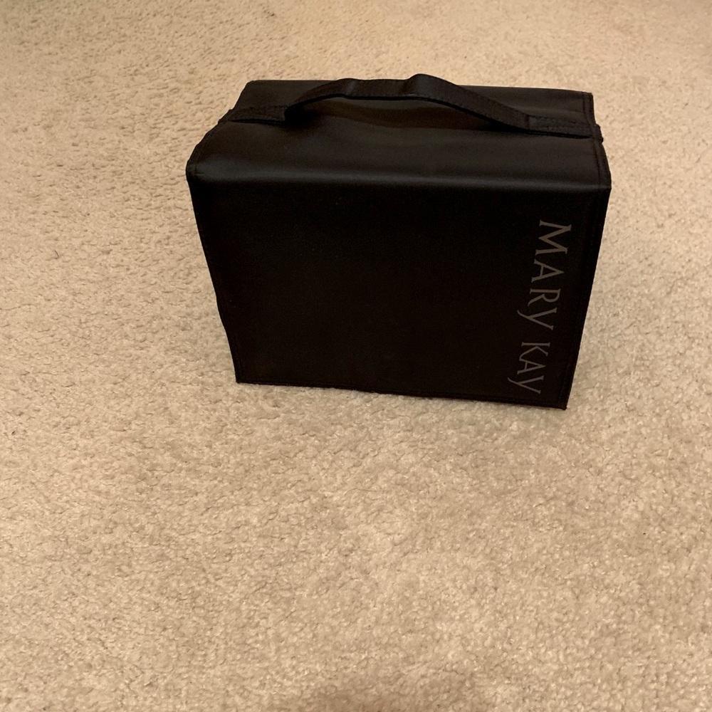 Mary Kay Travel Roll-Up Bag